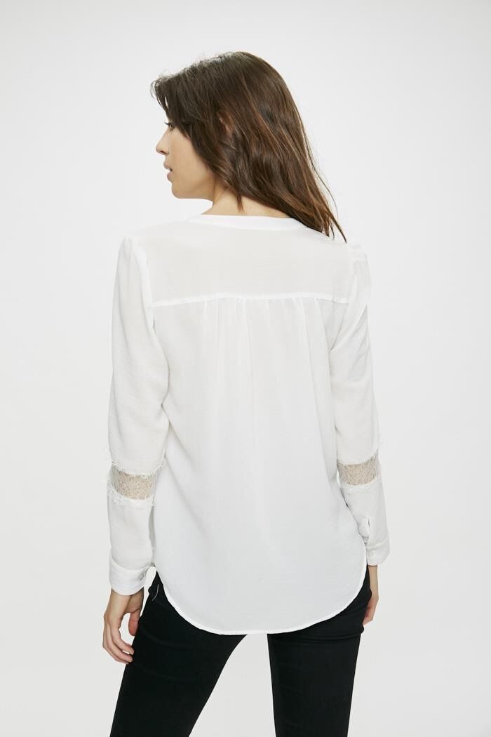 BLUSA VIOLETA